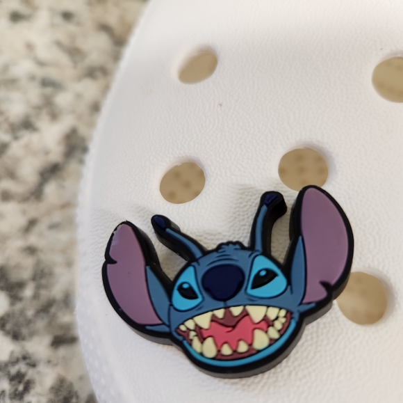 Crocs White With 5 Lilo & Stitch Jibbitz Charms Women's Size 8/ Men's Size 6 - Picture 5 of 16